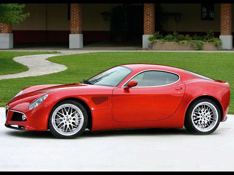 Фото Alfa Romeo 8C Competizione - фотография 2