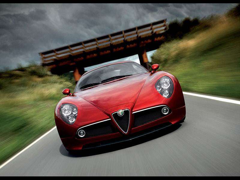 Фото Alfa Romeo 8C Competizione - фотография 5
