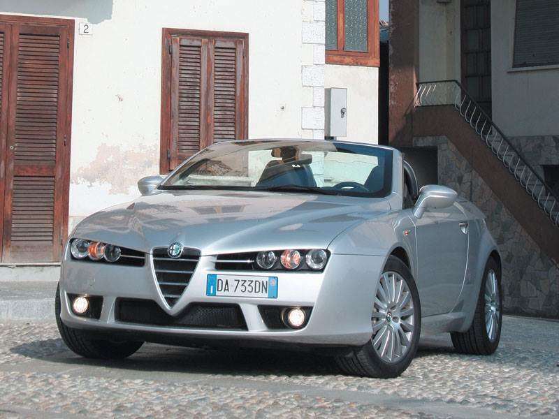 Фото Alfa Romeo Spider - фотография 8