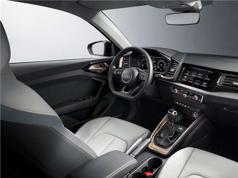 Фото Audi A1 - Audi A1 Sportback 2019 салон