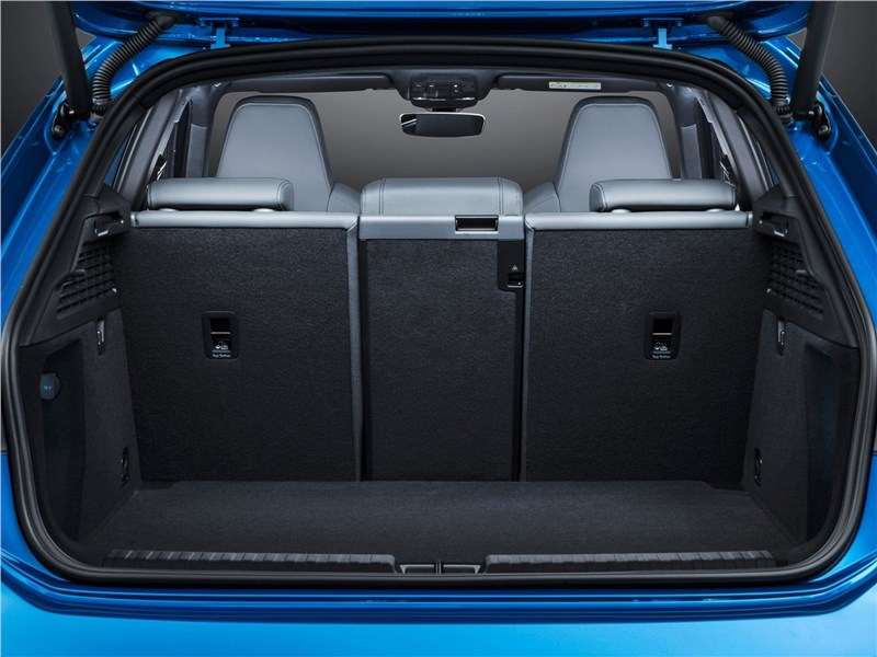 Фото Audi A3 - Audi A3 Sportback 2021 багажное отделение