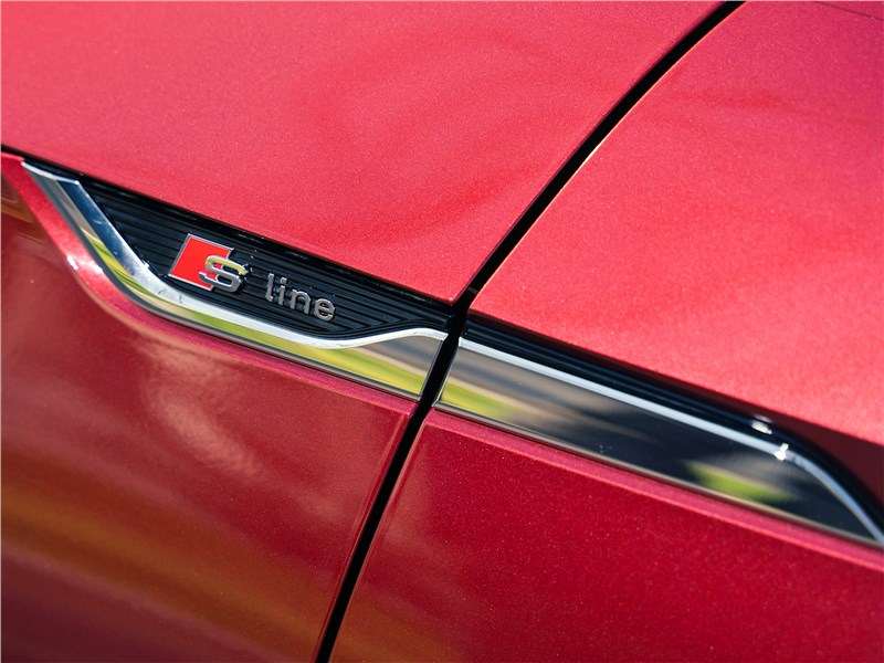 Фото Audi A5 - Audi A5 Coupe 2020 шильдик
