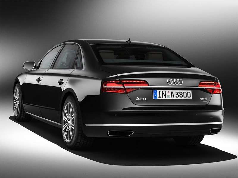 Фото Audi A8 L Security - фотография 5