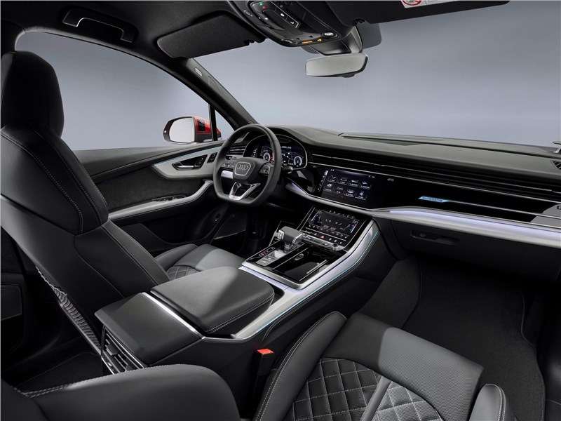 Фото Audi Q7 - Audi Q7 2020 салон
