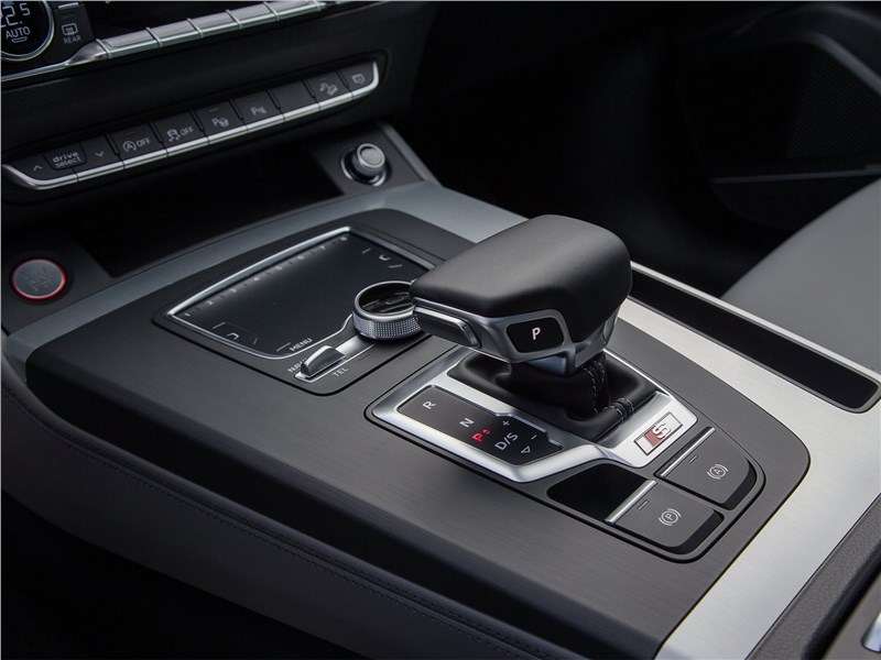 Фото Audi SQ5 - Audi SQ5 3.0 TFSI 2018 АКПП