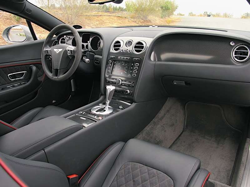 Фото Bentley Continental Supersports - фотография 13