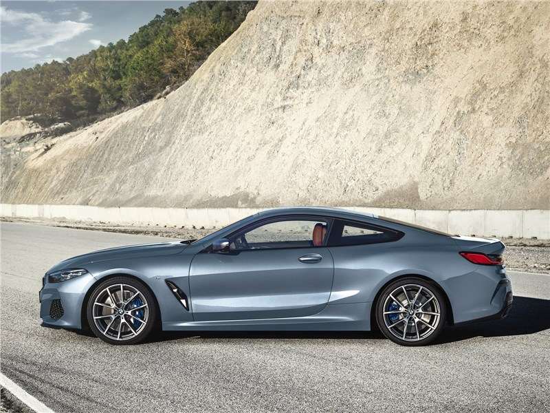 Фото BMW 8 series - BMW 8-Series Coupe 2019 вид сбоку