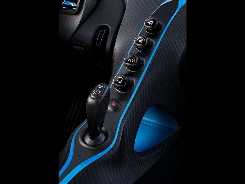 Фото Bugatti Chiron Pur Sport - Bugatti Chiron Pur Sport (2021) АКПП