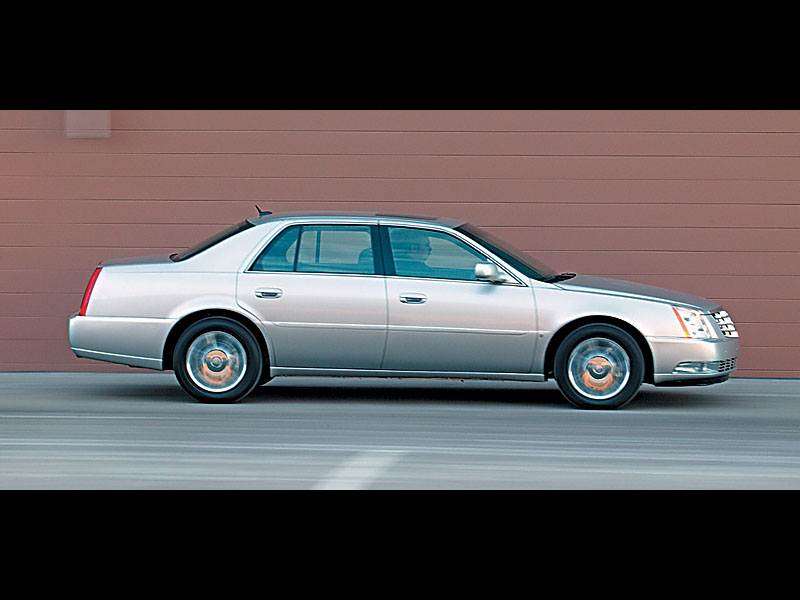 Фото Cadillac DTS - фотография 3