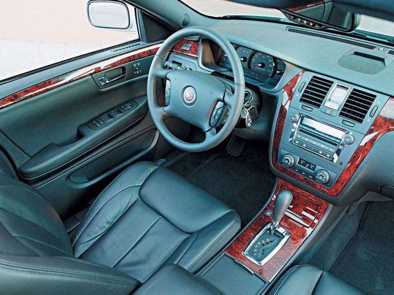 Фото Cadillac DTS - фотография 7