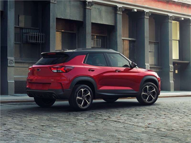 Фото Chevrolet TrailBlazer - Chevrolet Trailblazer 2021 вид сзади
