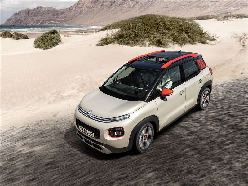 Фото Citroen C3 Aircross - Citroen C3 Aircross 2018 вид сверху
