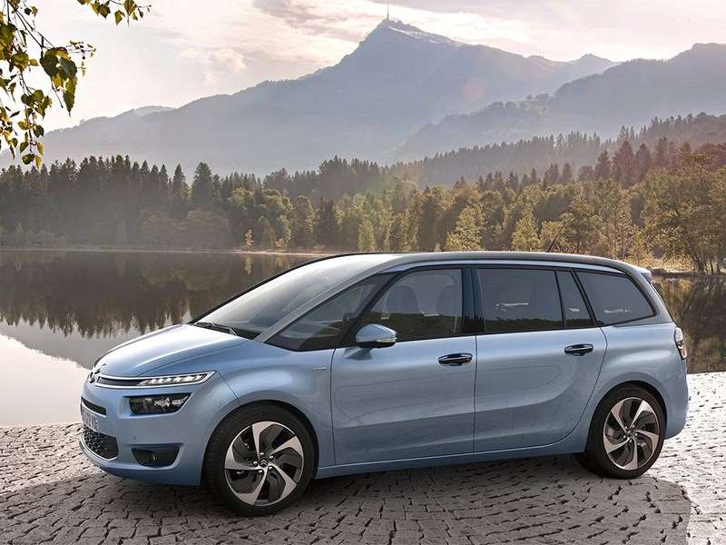 Фото Citroen C4 Grand Picasso - Citroen Grand C4 Picasso 2014 вид сбоку