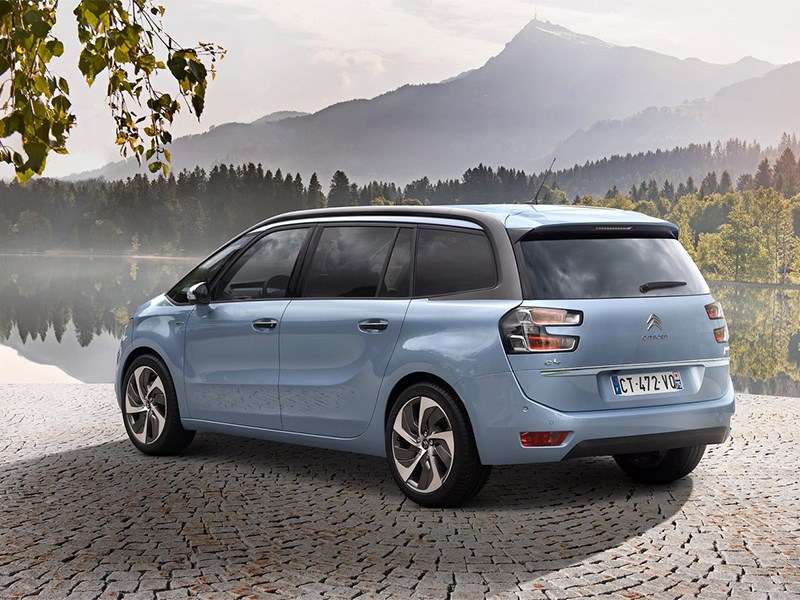 Фото Citroen C4 Grand Picasso - Citroen Grand C4 Picasso 2014 вид сзади
