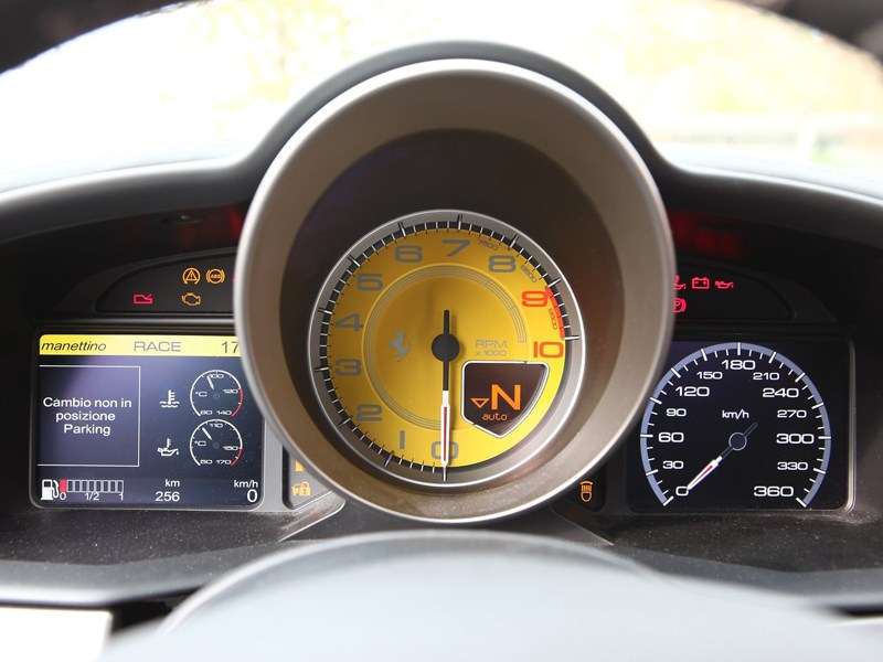 Фото Ferrari 458 Italia - фотография 6