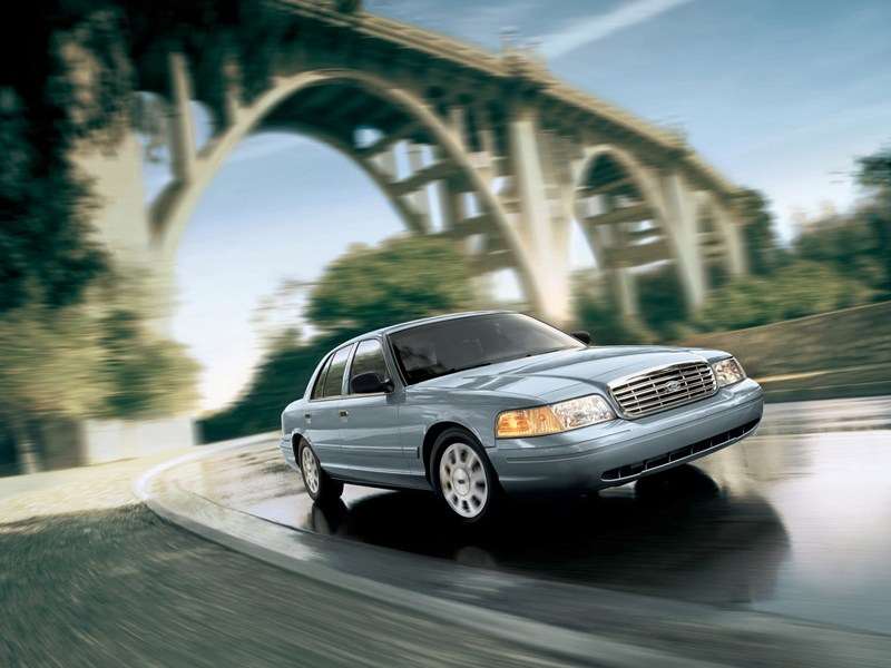 Фото Ford Crown Victoria - фотография 2