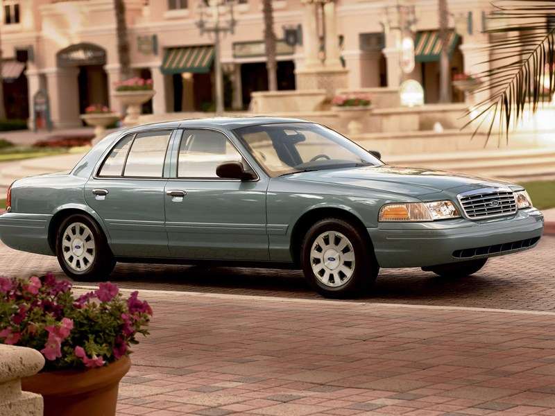 Фото Ford Crown Victoria - фотография 3