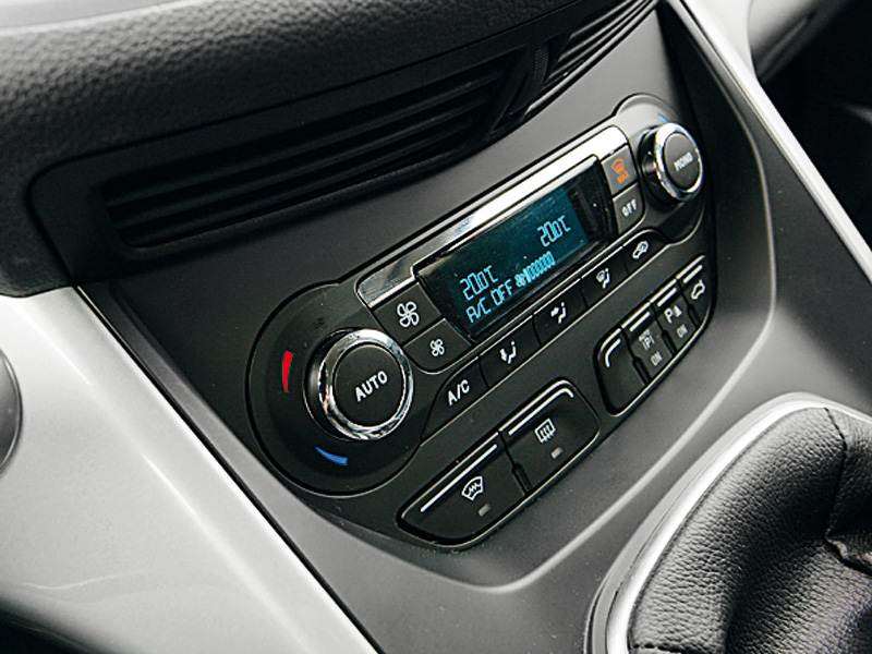 Фото Ford Grand C-Max - фотография 14