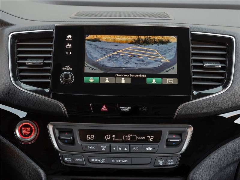 Фото Honda Passport - Honda Passport 2019 центральная консоль