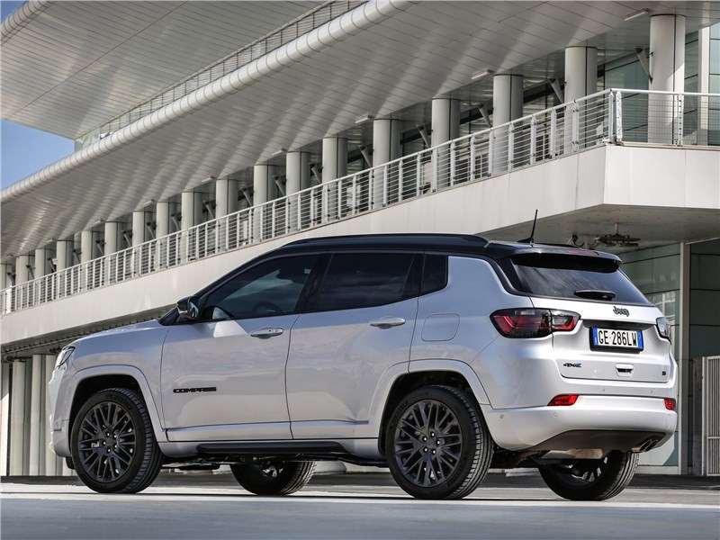 Фото Jeep Compass - Jeep Compass (2022) вид сзади