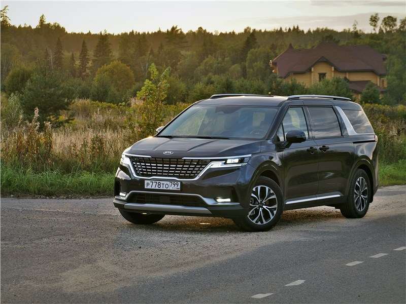 Фото KIA Carnival - Kia Carnival (2021) вид спереди