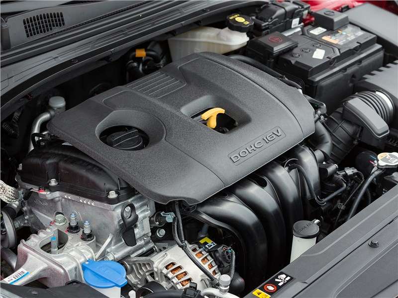 Фото KIA Cerato - По прогнозам маркетологов бренда, наибольшим спросом должна пользоваться самая мощная 2-литровая модификация