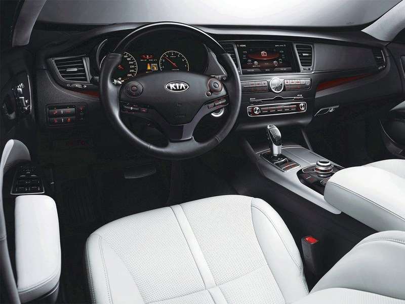 Фото KIA K9 - Kia K9 2012 водительское место
