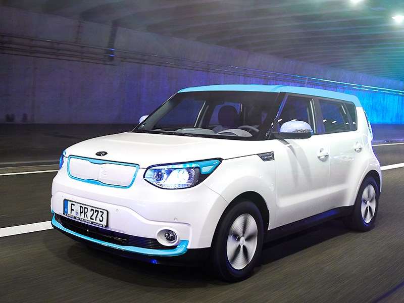 Фото KIA Soul EV - Kia Soul EV 2015 вид спереди фото 5