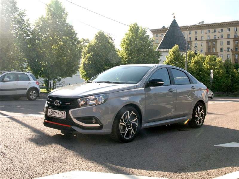 Фото Lada Vesta Sport - Lada Vesta Sport выглядит наиболее гармонично из всего «семейства»