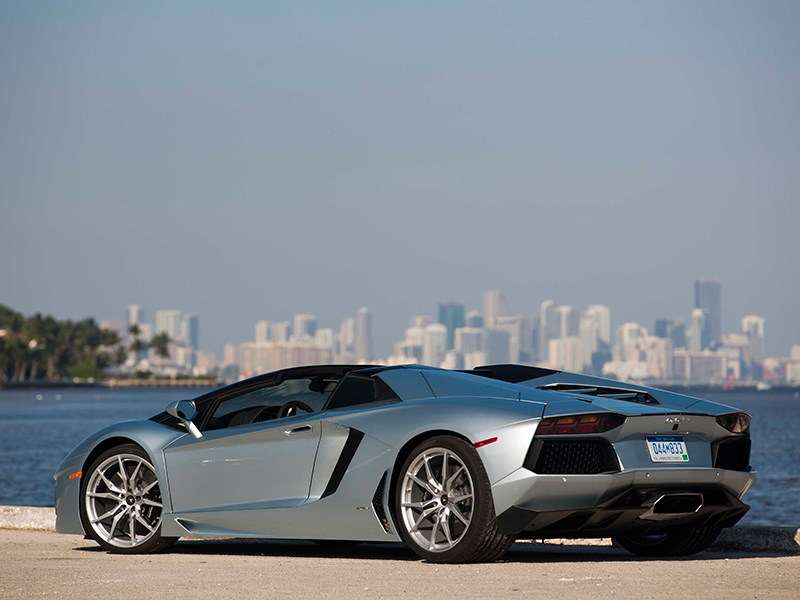 Фото Lamborghini Aventador - фотография 12