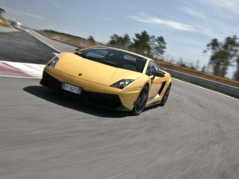 Фото Lamborghini Gallardo LP 570-4 Superleggera - фотография 16