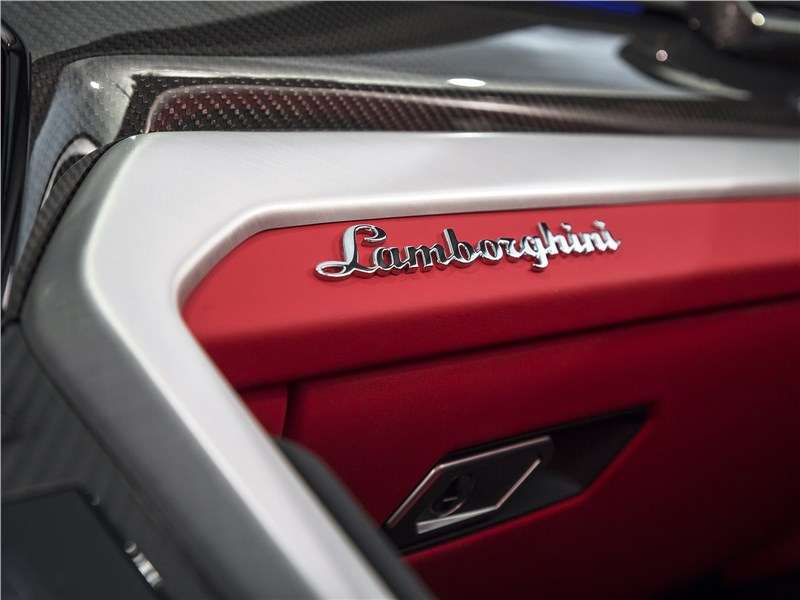 Фото Lamborghini Urus - Lamborghini Urus 2019 отделка салона