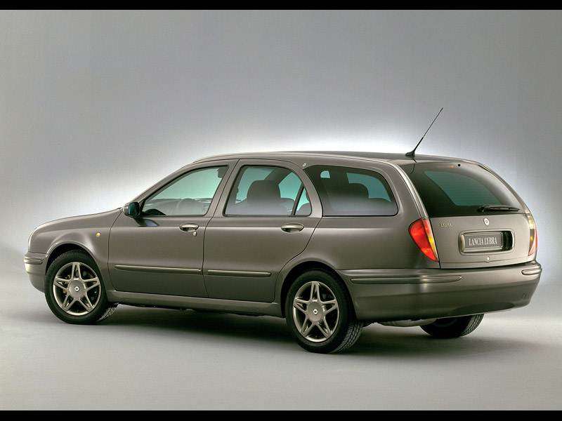 Фото Lancia Lybra - фотография 4