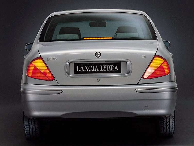 Фото Lancia Lybra - фотография 5