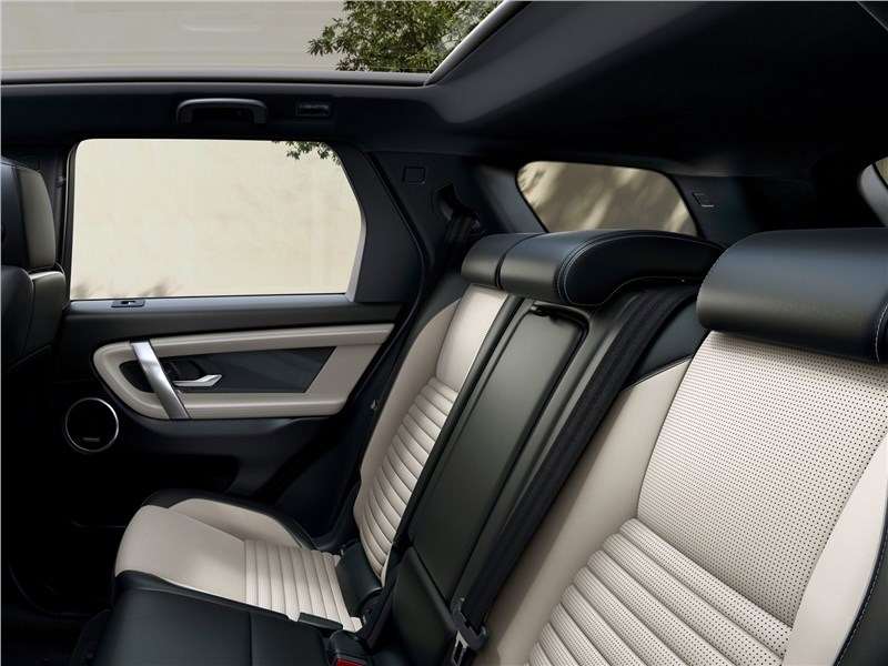 Фото Land Rover Discovery Sport - Land Rover Discovery Sport 2020 задний диван