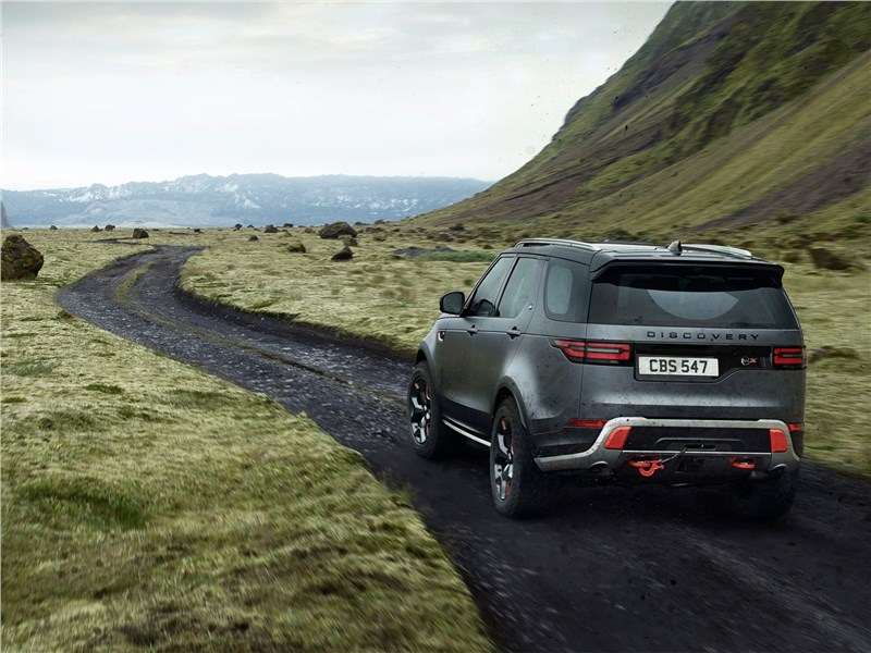 Фото Land Rover Discovery - Land Rover Discovery 2017 вид сзади