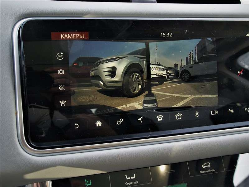 Фото Land Rover Range Rover Sport - Если что, любое препятствие впереди, позади или по бокам от автомобиля легко обнаружить с помощью системы камер. Картинки — высочайшего качества