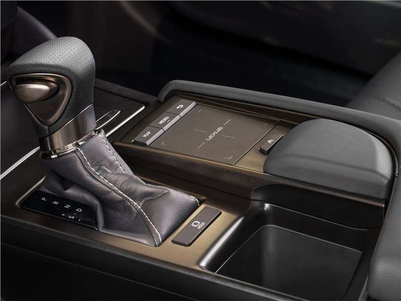 Фото Lexus ES - Lexus ES 2019 АКПП
