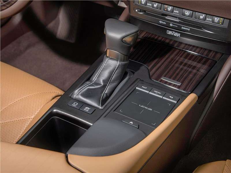 Фото Lexus ES - Lexus ES 2019 АКПП