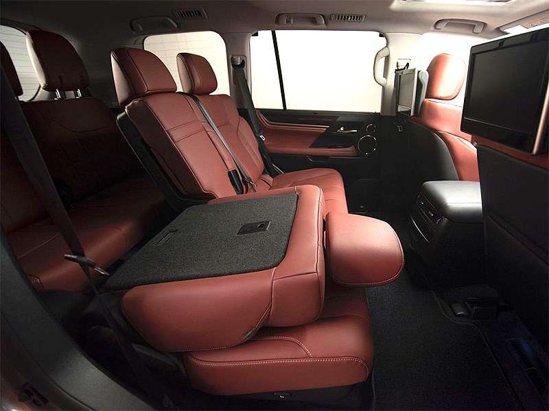 Фото Lexus LX - Lexus LX 2016 задний диван