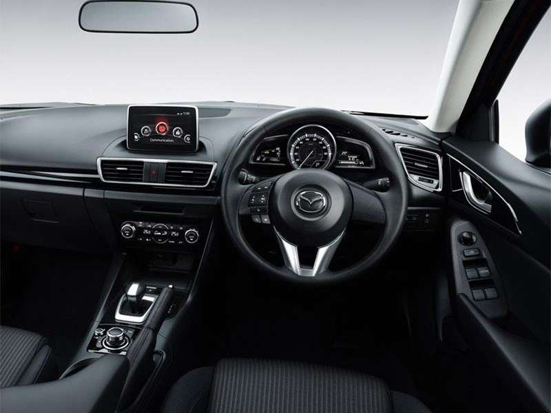 Фото Mazda Axela - Mazda Axela 2013 водительское место