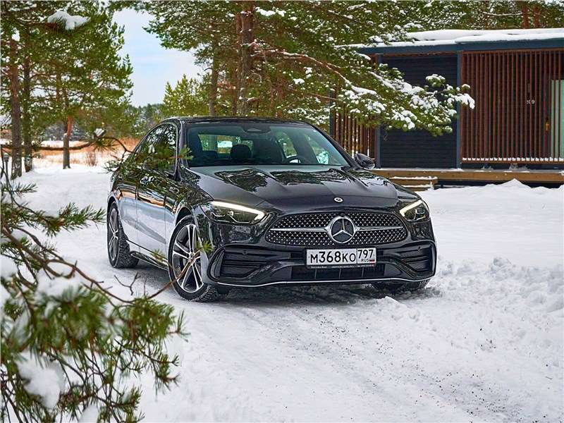 Фото Mercedes-Benz C-Class - Mercedes-Benz C200 (2022) Двуликий 