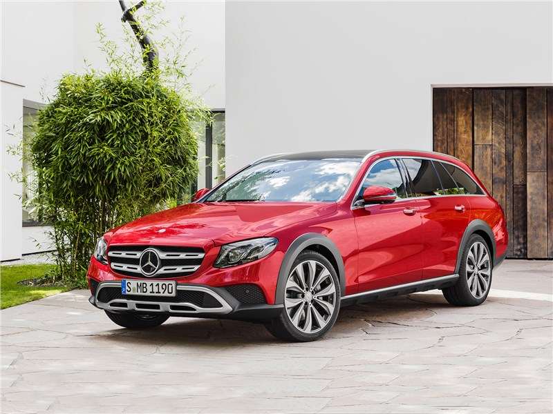 Фото Mercedes-Benz E-Class All-Terrain - Mercedes-Benz E-Klasse All-Terrain 2017 Универсальный солдат