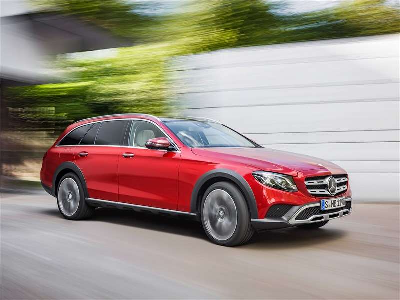 Фото Mercedes-Benz E-Class All-Terrain - Несмотря на повышение центра тяжести, управляется All-Terrain великолепно