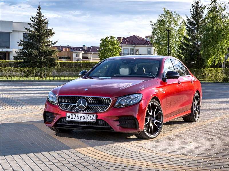 Фото Mercedes-Benz E-Class AMG - Mercedes-AMG E 43 4Matic 2017 вид спереди