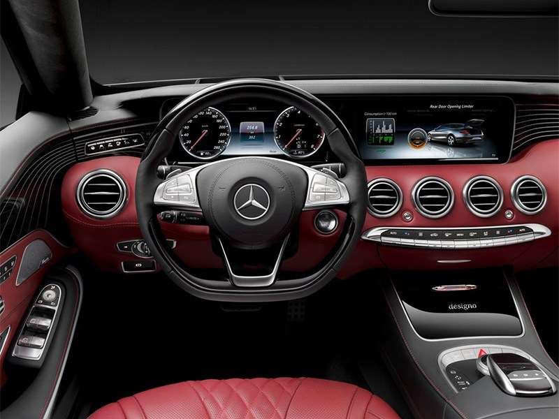Фото Mercedes-Benz S-Class Cabriolet - Mercedes-Benz S-Class Cabrtiolet 2016 водительское место