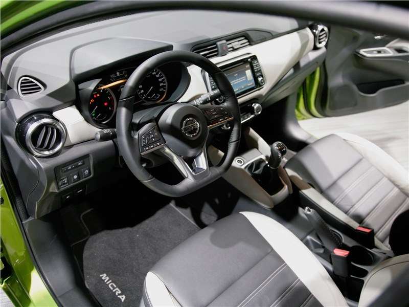 Фото Nissan Micra - Nissan Micra 2017 салон