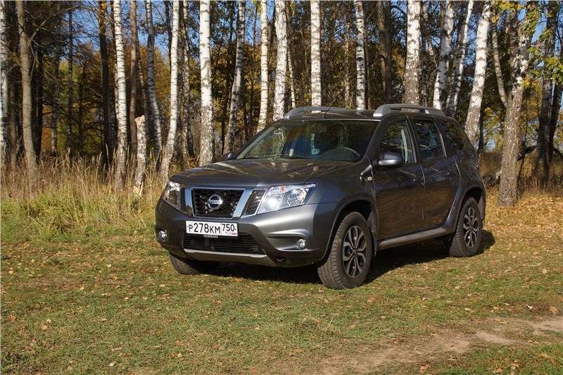 Фото Nissan Terrano - фотография 12