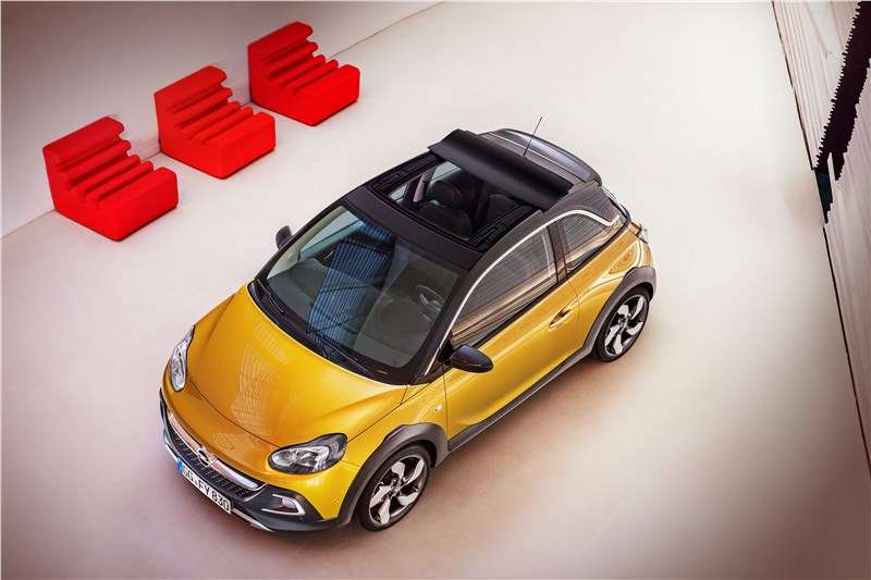 Фото Opel Adam Rocks - фотография 15
