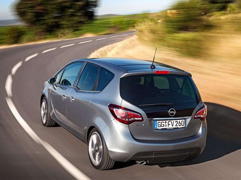 Фото Opel Meriva - Opel Meriva 2013 вид сзади